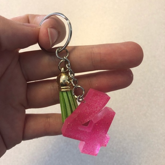 Handmade Number "4" Keychain - Picture 3 of 6